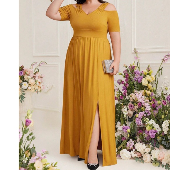 Luxe Cold Shoulder Flowy Party Evening maxi Dress - Picture 2 of 6